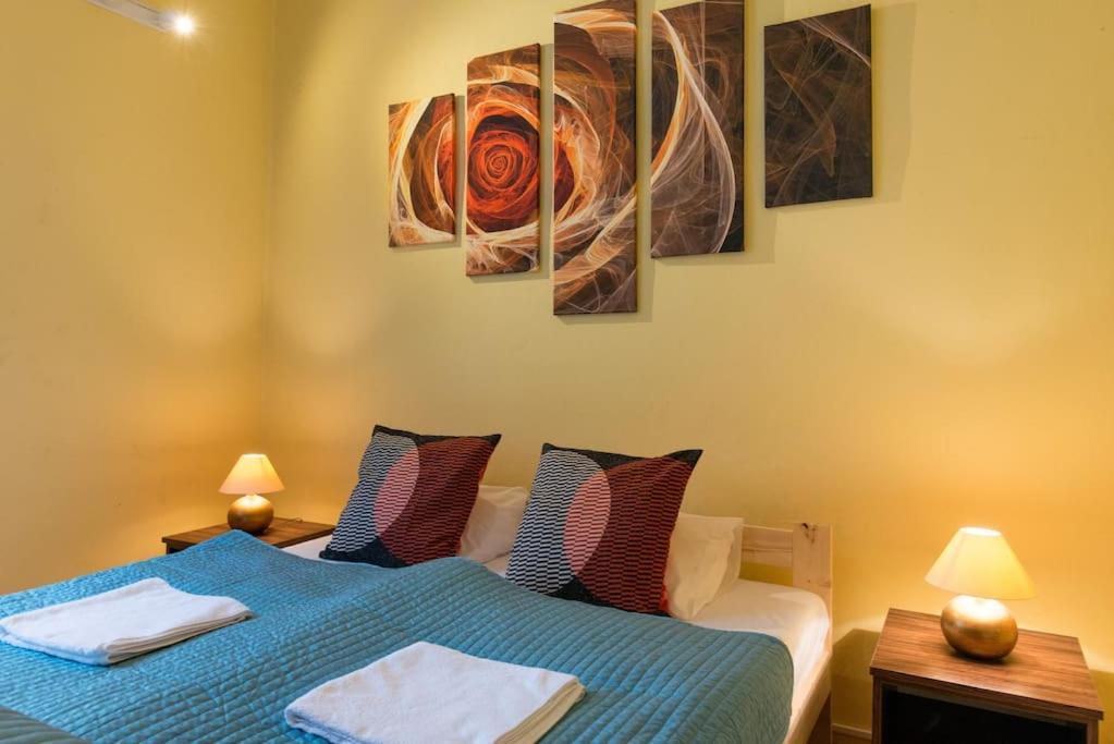 Big Cosy Retro Apt, Free Parking, 15Min Oldtown & Kazimierz - By Homelike คราคูฟ ภายนอก รูปภาพ